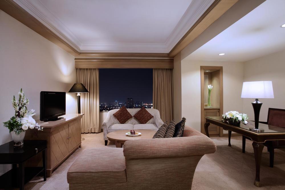 Le Grandeur Mangga Dua Hotel Jakarta Exterior photo