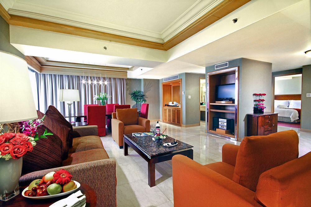 Le Grandeur Mangga Dua Hotel Jakarta Exterior photo