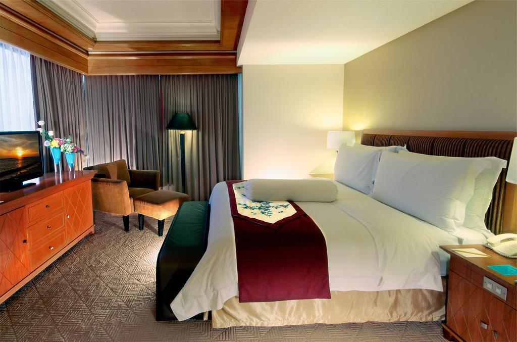 Le Grandeur Mangga Dua Hotel Jakarta Exterior photo