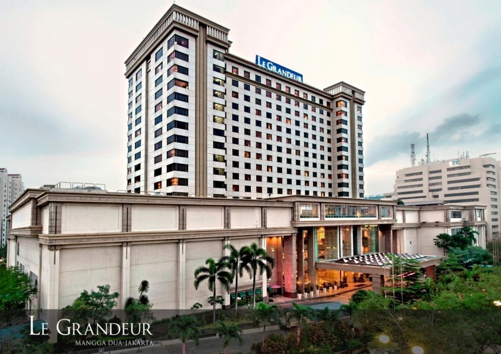 Le Grandeur Mangga Dua Hotel Jakarta Exterior photo