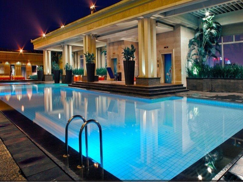 Le Grandeur Mangga Dua Hotel Jakarta Exterior photo