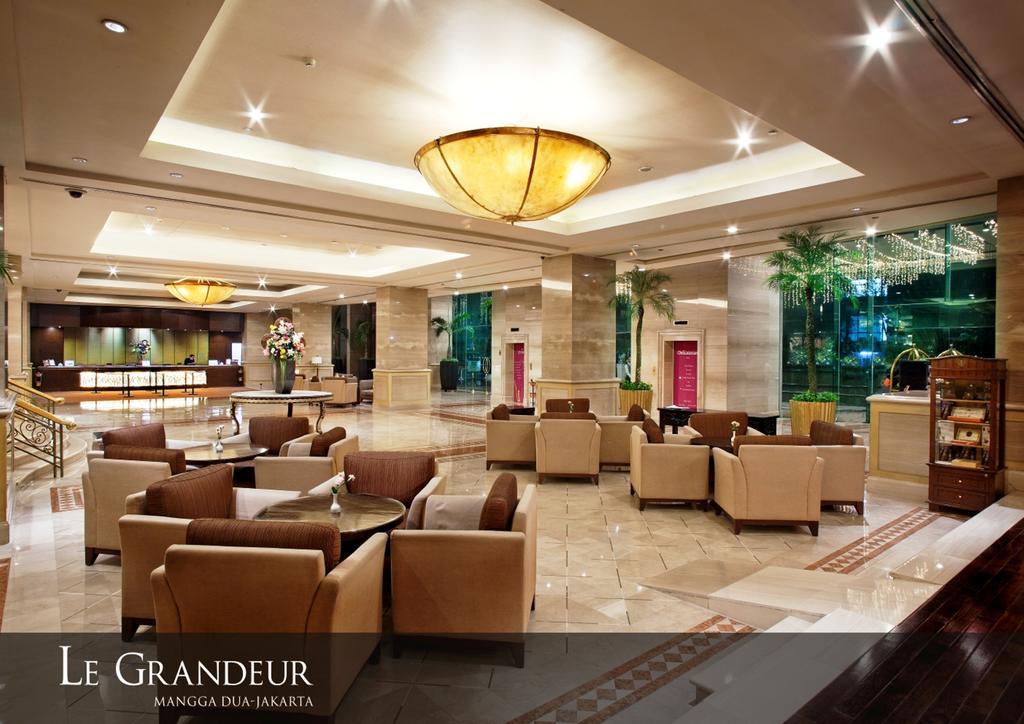 Le Grandeur Mangga Dua Hotel Jakarta Exterior photo